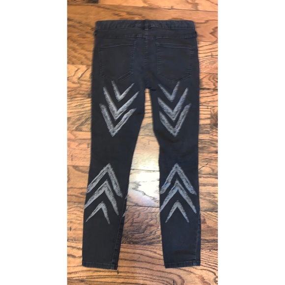 FREE PEOPLE black skinny jeans -size 28 - Picture 5 of 13